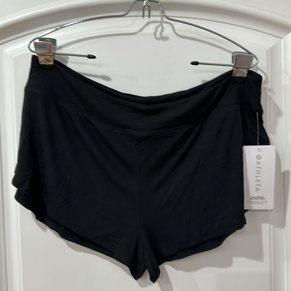 ATHLETA Well rested rib sleep short size L
